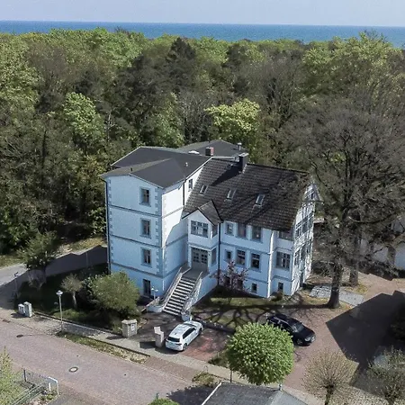 Apartment Bussard *